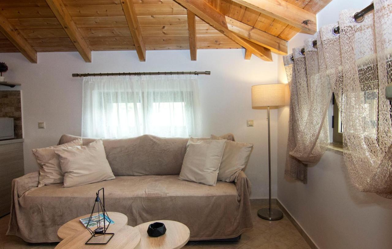 Selinitsa Stone Studio - Mani Seaview Retreat Agios Nikolaos  Exterior foto